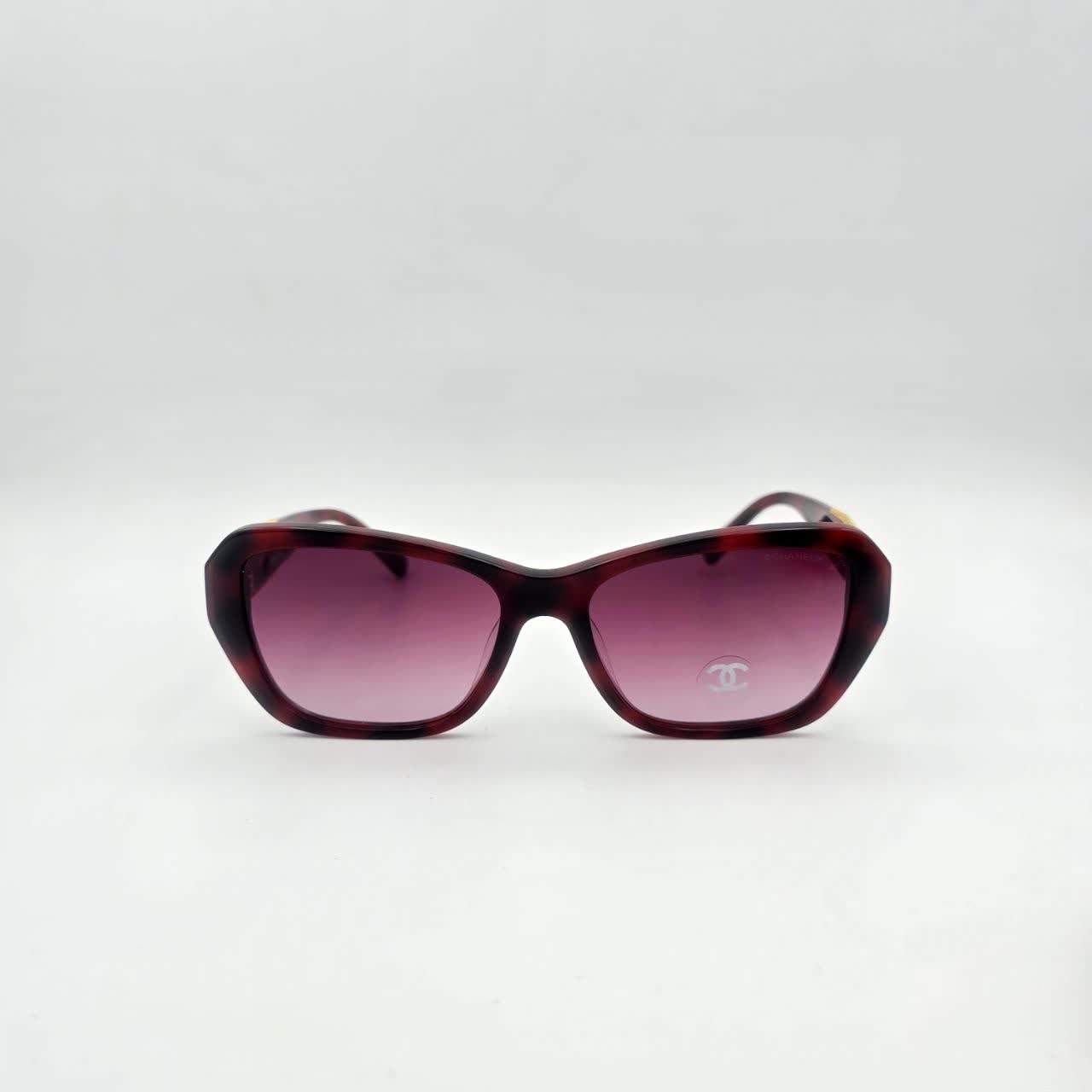 photo_2025-12-10_17-46-20 عینک آفتابی اصل شنل (CHANEL) ساخت ایتالیا - Image 1